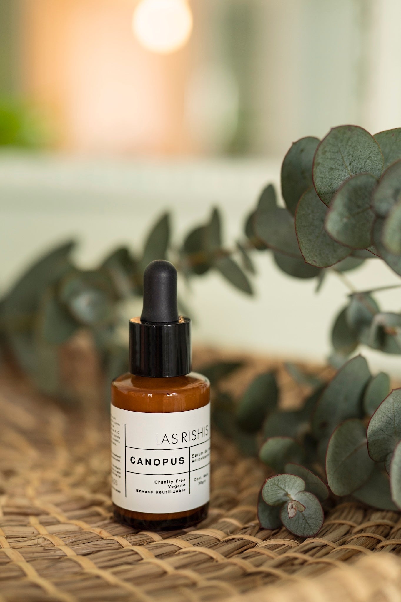 Serum Canopus: Enriquecido con Acerola, Coliflor y Kale. Reduce melanina, remineraliza y estimula colágeno. Protección antioxidante para la piel.