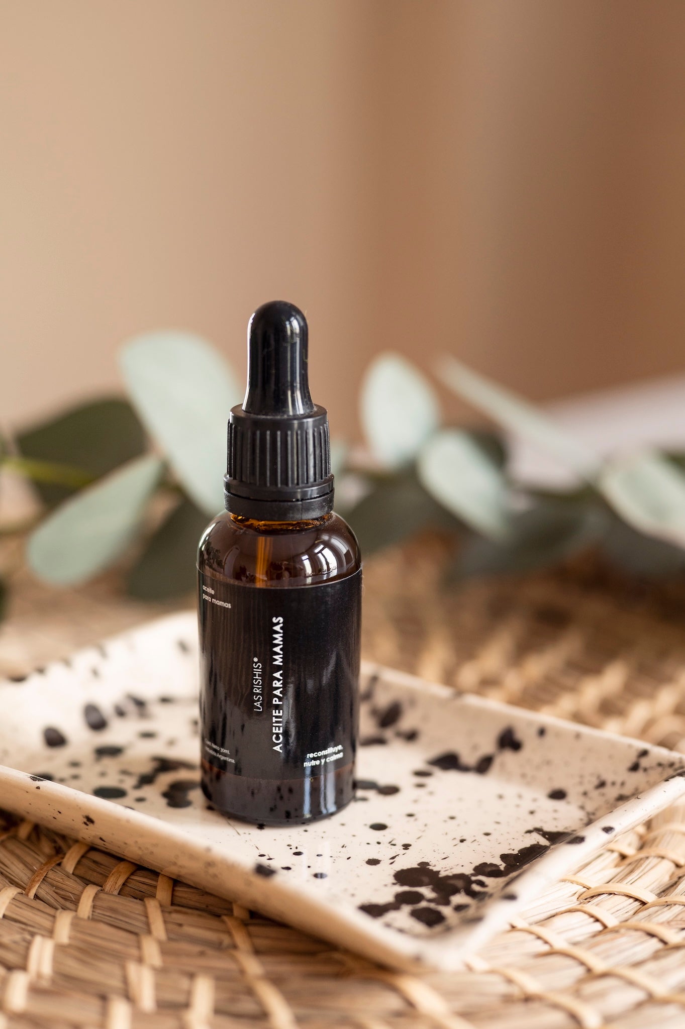 Aceite para mamas: Fortalece, hidrata, mejora flexibilidad y regenera la piel. Libre de conservantes y seguro durante embarazo y lactancia. Previene estrías.